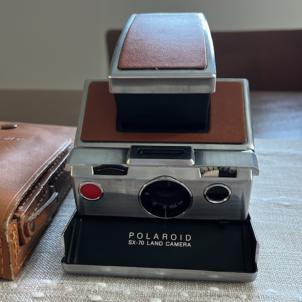 Polaroid SX-70 Land Camera with Leather Case